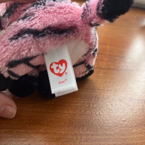 Ty Beanie Boos Zoey The Giraffe Pink Black 6in Hang Tags Stuffed Animals - Picture 5 of 5